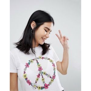 ⏰ Asos Monki | White Flower Peace Sign Motif Cropped T-Shirt NWOT